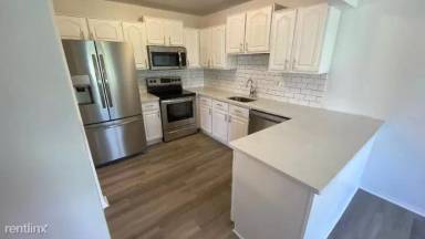Main picture of 42173 Roscommon St