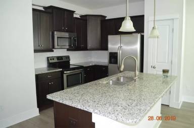 Main picture of 2243 Pine Pl