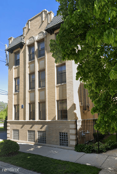 Main picture of 816 E 49th St