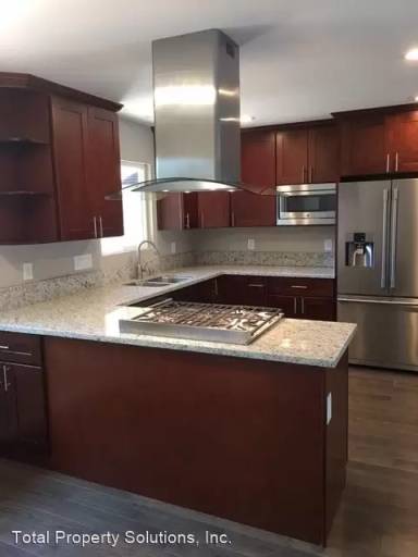 Main picture of 2294 Gill Port Ln