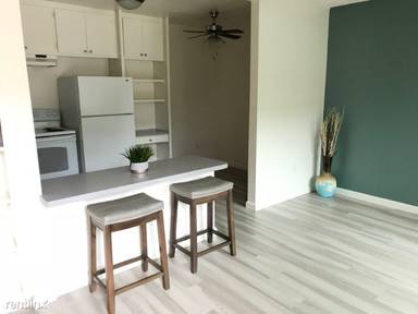 Main picture of Vista Capri Apartments