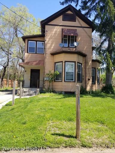 Main picture of 216 W 70th St