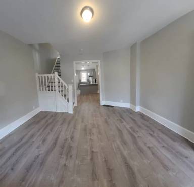 Main picture of 5739 Rodman St