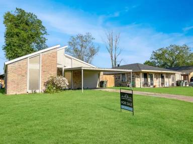 Main picture of 4001 Brentwood St