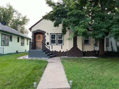 Main picture of 3847 Aldrich Ave N