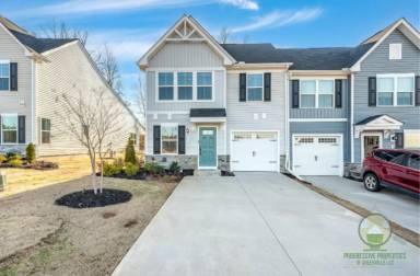 Main picture of 11 Hargrove Ct