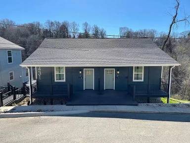 Main picture of 431 Blackford St