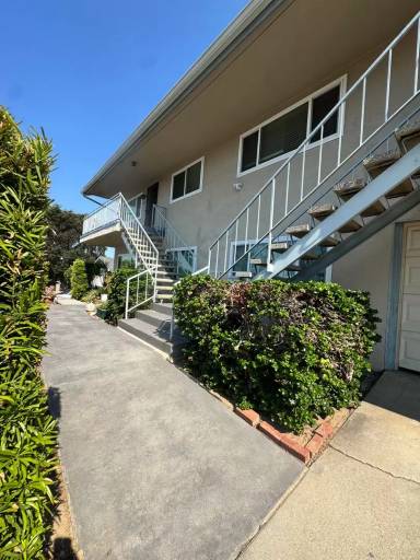 Main picture of 12523 Floral Dr