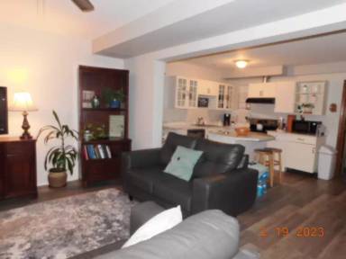 Main picture of 803 E Stanley Pl
