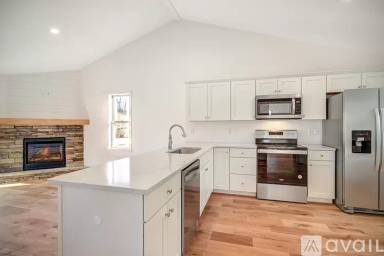 Main picture of 192 Townhomes Pl