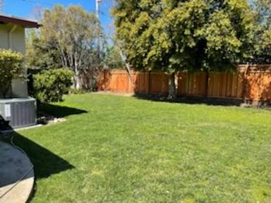 Main picture of 2347 Venndale Ave