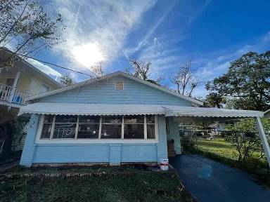 Main picture of 1362 W 25th St