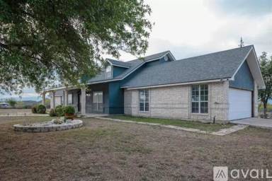 Main picture of 1820 W Cantu Rd