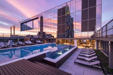 Main picture of Luminary at One Light