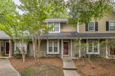 Main picture of 2756 Tiergarten Ln