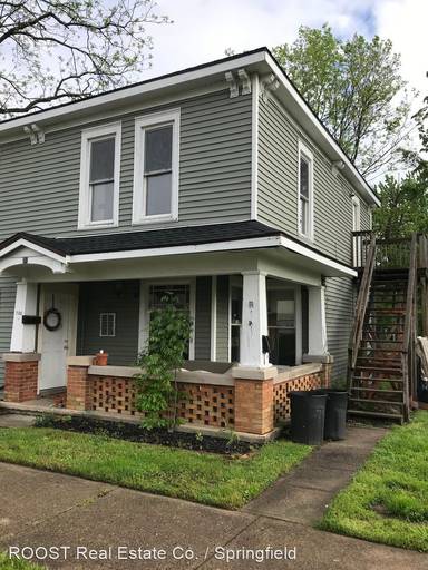 Main picture of 736 1/2 W High St