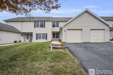 Main picture of 39 Pine St