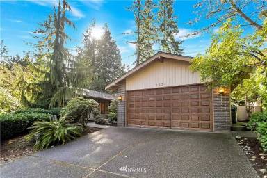 Main picture of 2124 158th St SE