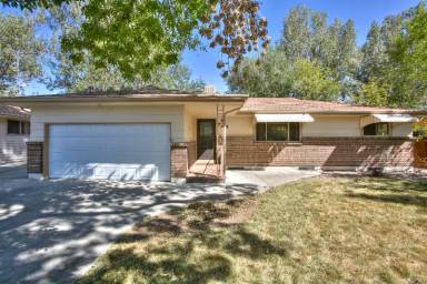 Main picture of 724 Kimball Rd