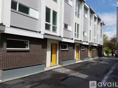 Main picture of 1711 Hooker St