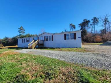 Main picture of Clover Creek Village