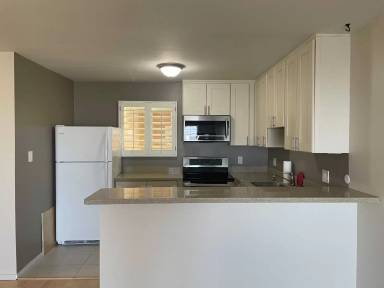 Main picture of 646 Corbett Ave
