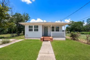 Main picture of 908 Liberty Ave