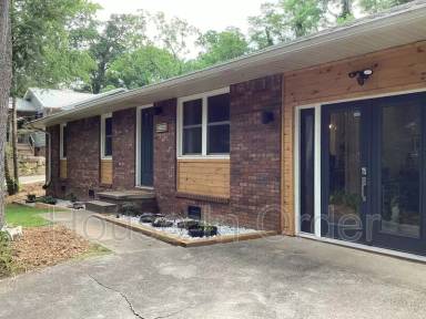 Main picture of 23 Moore Ave