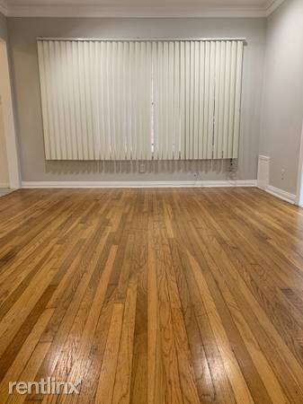 Main picture of 806 S Westlake Ave