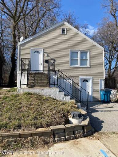 Main picture of 4301 Oakwood Ave