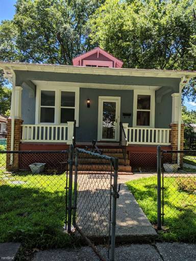 Main picture of 713 Bancroft Ave