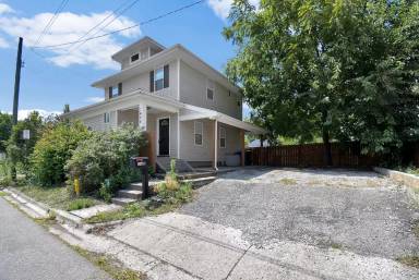 Main picture of 1609 Ann St