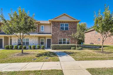 Main picture of 1412 Lake Crest Ln
