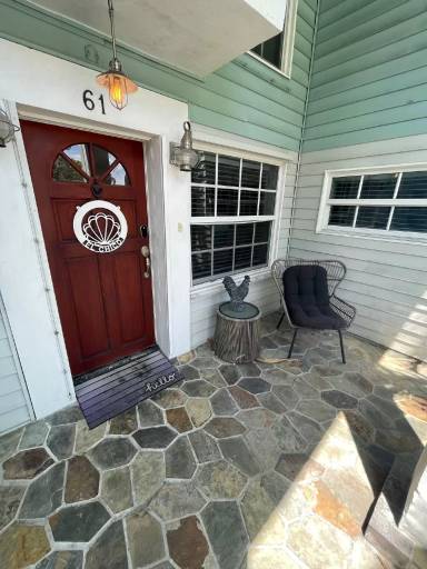 Main picture of 57 NE 24th St