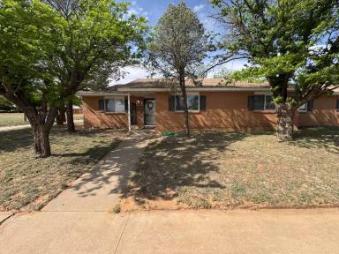 Main picture of 1 Wagnon Dr