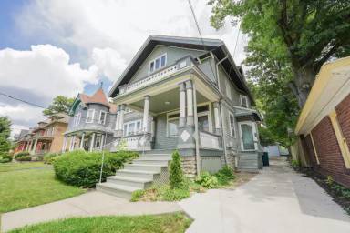 Main picture of 3578 Burch Ave