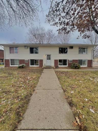 Main picture of 2216 Piper Pl