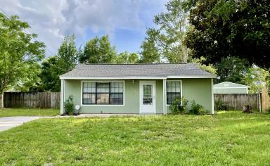 Main picture of 7523 Collins Ct