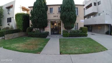 Main picture of 2613 S Sepulveda Blvd