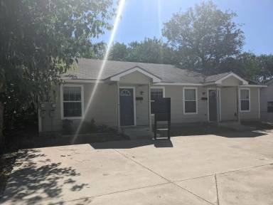 Main picture of 1311 S 55th St