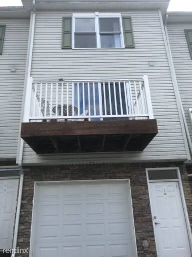 Main picture of 207 Suncrest Ter