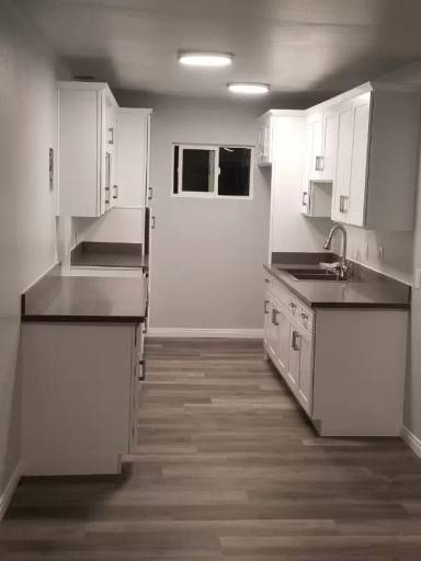 Main picture of 2505 W Compton Blvd