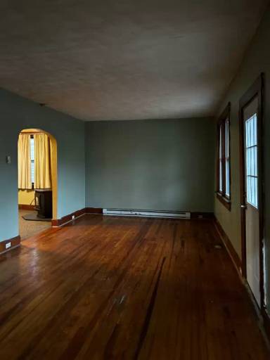 Main picture of 2649 Olyphant Ave