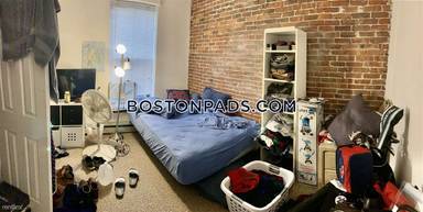 Main picture of 486 Massachusetts Ave