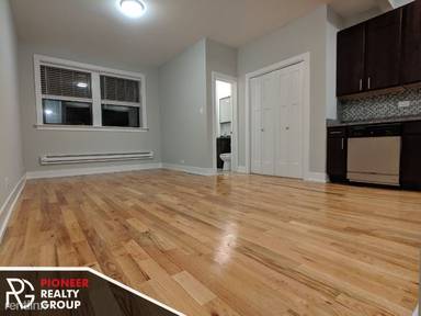 Main picture of 511 W Melrose St