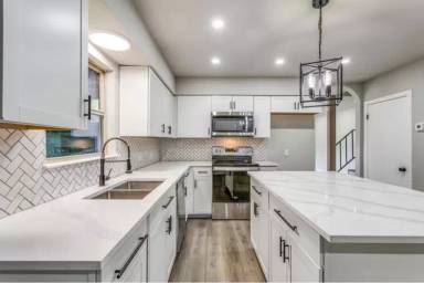 Main picture of 5025 Fort Clark Dr