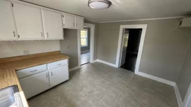 Main picture of 101 Honeysuckle Ln