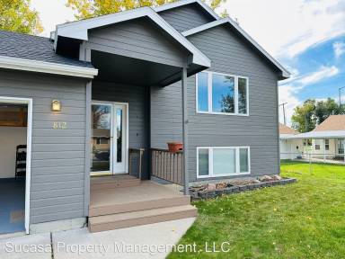 Main picture of 812 Caroline St