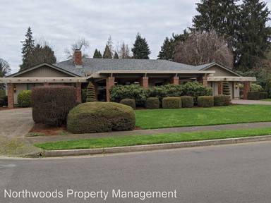 Main picture of 2135 Greenview St