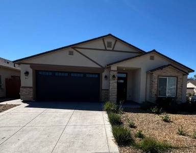 Main picture of 947 Irem Way